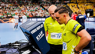 EHF teisejai Povilas Petrusis ir Tomas Barysas