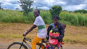 Algirdo kelionė per Afriką dviračiu