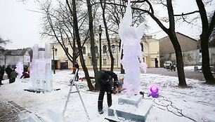 Ledo skulptūrų gamyba