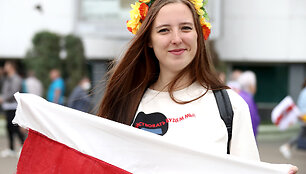 Minske tęsiasi protestai &ndash; moterys stojo į &bdquo;Baltą grandinę&ldquo;