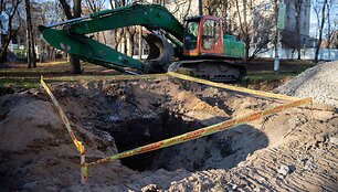 Archeologai pristatė Reformatų skvere atkastus radinius