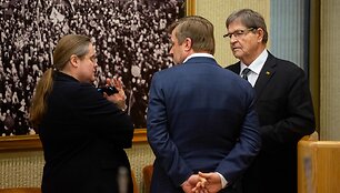 Agnė &Scaron;irinskienė, Ramūnas Karbauskis, Eugenijus Jovai&scaron;a