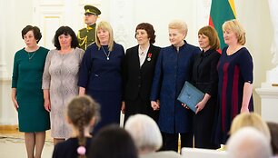Daugiavaikių mamų apdovanojimo ceremonija Prezidentūroje