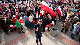 Lietuvos lenkų šventinė eisena Vilniuje