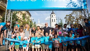 UNICEF vaikų bėgimo akimirka