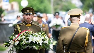 Medininkų žudynių metinių minėjimas Antakalnio kapinėse