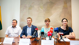 Laimonas Jakštas, Darius Kalesnykas, Eglė Pekarskaitė, Ingrida Veliutė