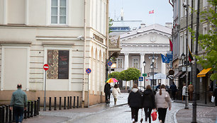 Lietaus nuplauti Vilniaus stogai ir bokštai