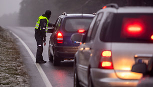 Policijos kontrolės postas Nemenčinės plente