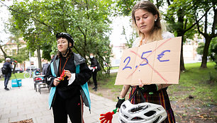 „Wolt“ kurjerių surengta protesto akcija