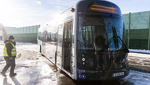 Lietuviško elektrinio autobuso pristatymas Vilniaus oro uoste