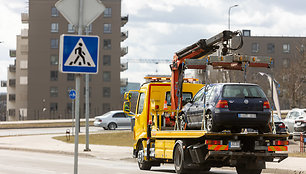 Spaudos konferencija dėl KET pažeidusių automobilių nutempimą