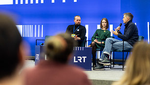 Dovydas Pancerovas, Birutė Davidonytė, Andrius Tapinas