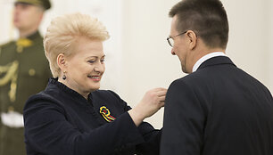 Valstybės apdovanojimų ceremonijos akimirka