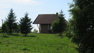 Ingridos ir Andriaus Milinkevičių molinis namas