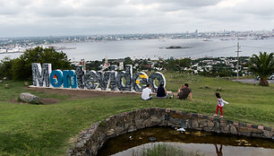 Montevideo miesto panorama nuo Cerro kalno