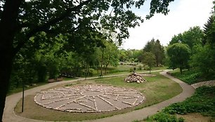 Atnaujintas Akmenų muziejaus parkas atsiveria lankytojams