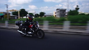 5dd2a289e0a77video_5dd2a1ff427f2