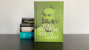Waltas Whitmanas &bdquo;Žolės lapai&ldquo;