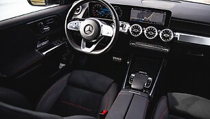 Naujasis &bdquo;Mercedes-Benz GLB&ldquo; visureigis