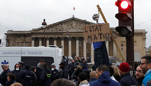 &bdquo;Geltonųjų liemenių&ldquo; protestai Prancūzijoje"	