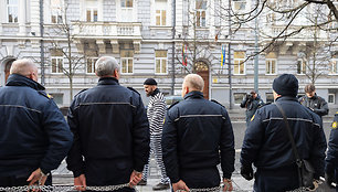 Įkalinimo istaigų darbuotojų protestas