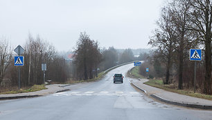 Neapšviesta perėja Vilniaus rajone