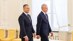 Karolis Nawrockis, Gitanas Nausėda