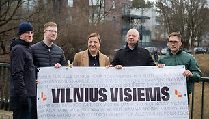Liberalų sąjūdžio atstovų akcija Vilniuje prie&scaron; ksenofobiją