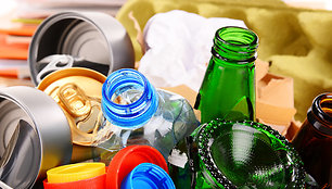 Recyclable garbage consisting of glass, plastic, metal and paper