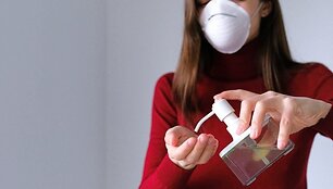 Antropologi&scaron;kai apie COVID-19 ir visuomenės elgseną pandemijos metu