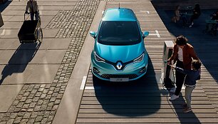 Elektromobilių ABC: ką verta žinoti apie įkrovimą ir mažąjį Renault ZOE