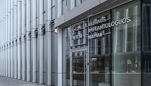 „Vilniaus implantologijos namai“