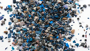 Plastiko granulės, i&scaron; kurių galima gaminti naujus produktus