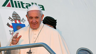 AFP_19B82V