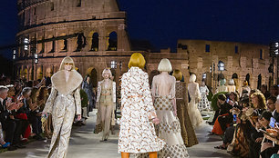 Italy_Fashion_Fendi_57120.jpg-5f98a