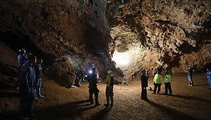 Thailand_Cave_Search_05848.jpg-c8d89