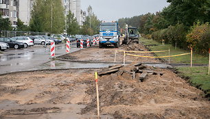 Rengiamos naujos automobilių stovėjimo vietos