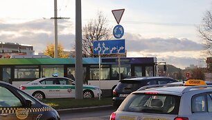 Edukologijos žiede eismo judėjimu rūpinasi policija