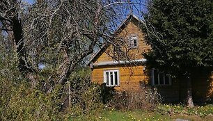 Kristinos Navickaitės-Tinos &scaron;eimos sodyba