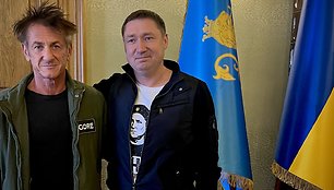 Seanas Pennas Ukrainoje