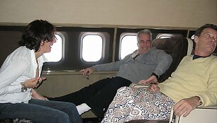 Ghislaine Maxwell, Jeffrey Epsteinas, Jeanas-Lucas Brunelis