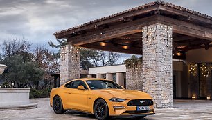 „Ford Mustang Orange Fury“