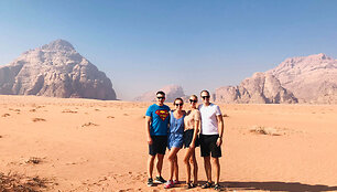 Wadi Rum dykumoje, kurioje jautiesi tarsi mėnulyje.