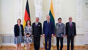 Prezidentas priėmė trijų ambasadorių skiriamuosius ra&scaron;tus