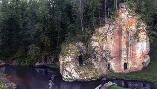Romanti&scaron;kas Cėsis ir jo apylinkės