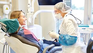 Monika Ambrasienė with a patient