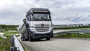 Mercedes-Benz fuel-cell truck prototype. Daimler