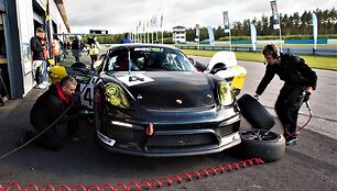 &bdquo;Porsche Baltic&ldquo; komandos pasirodymas Suomijoje