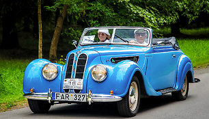 BMW 327 Cabriolet, 1939 m. 